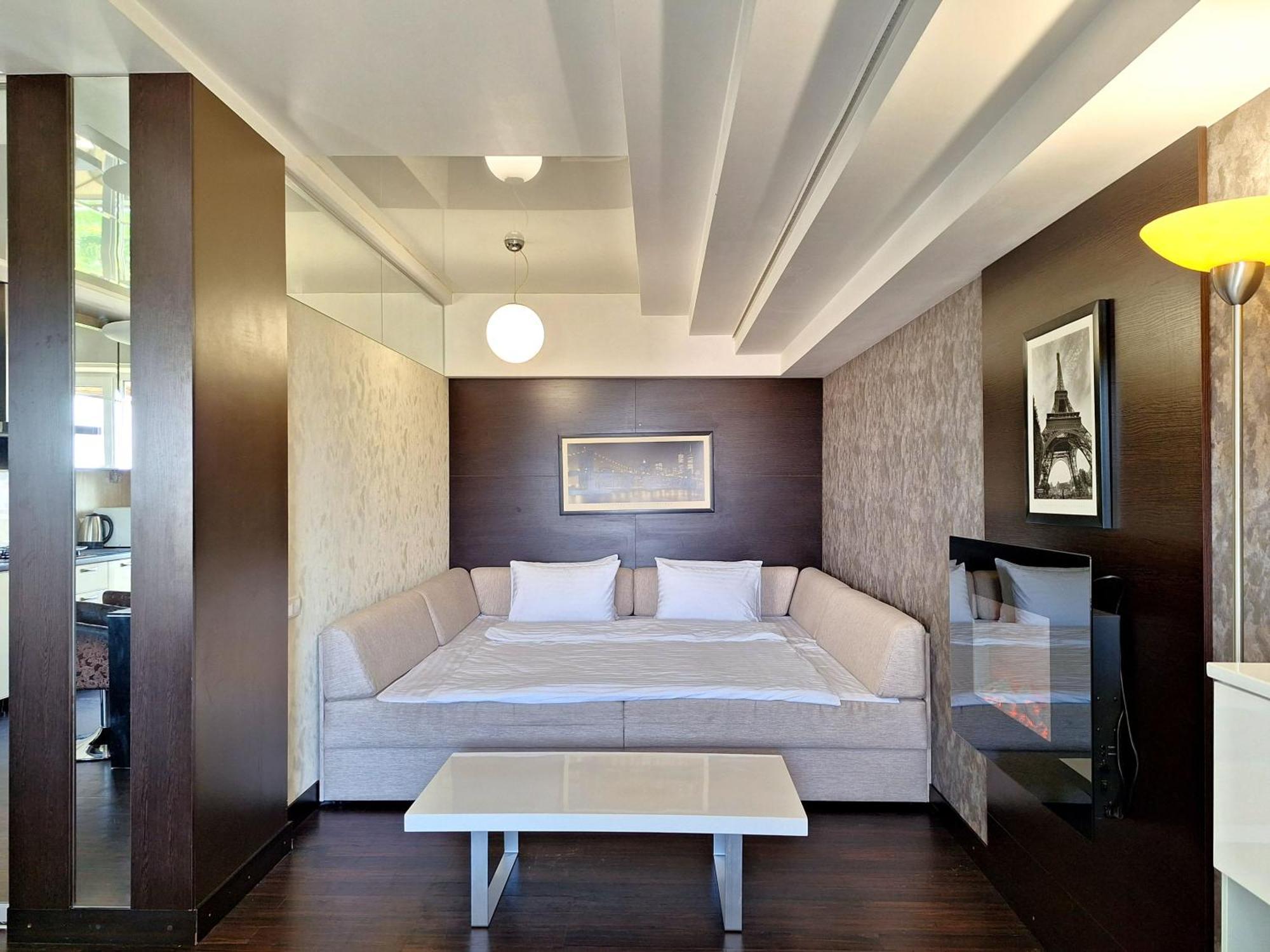 Найбільше Ліжко У Полтаві Мережа Alex Apartments Цілодобово Безконтактне Заселення Poltava Luaran gambar